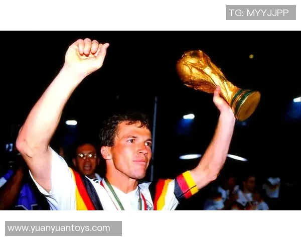 足球主播揭秘传奇球星背后的成长故事与辉煌时刻