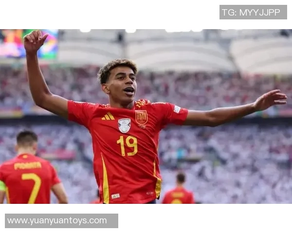 足球巨星一寸照片高清展示细节解析及人物背后故事揭秘