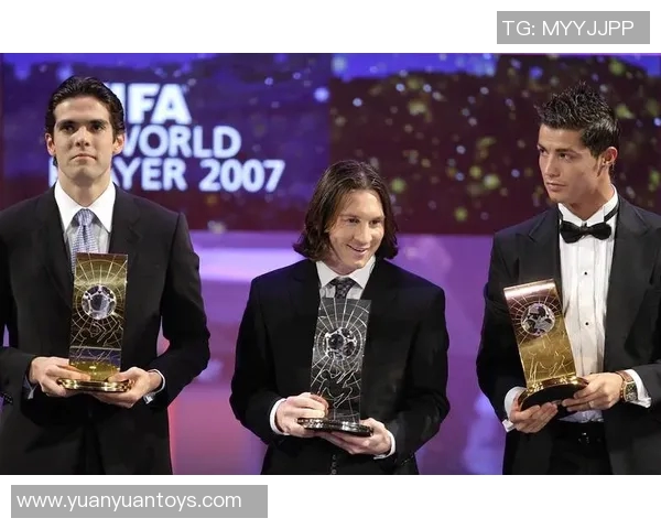 足球球星年龄07为核心探讨球员成长轨迹与未来发展趋势 足球球星年龄07为核心探讨球员成长轨迹与未来发展趋势